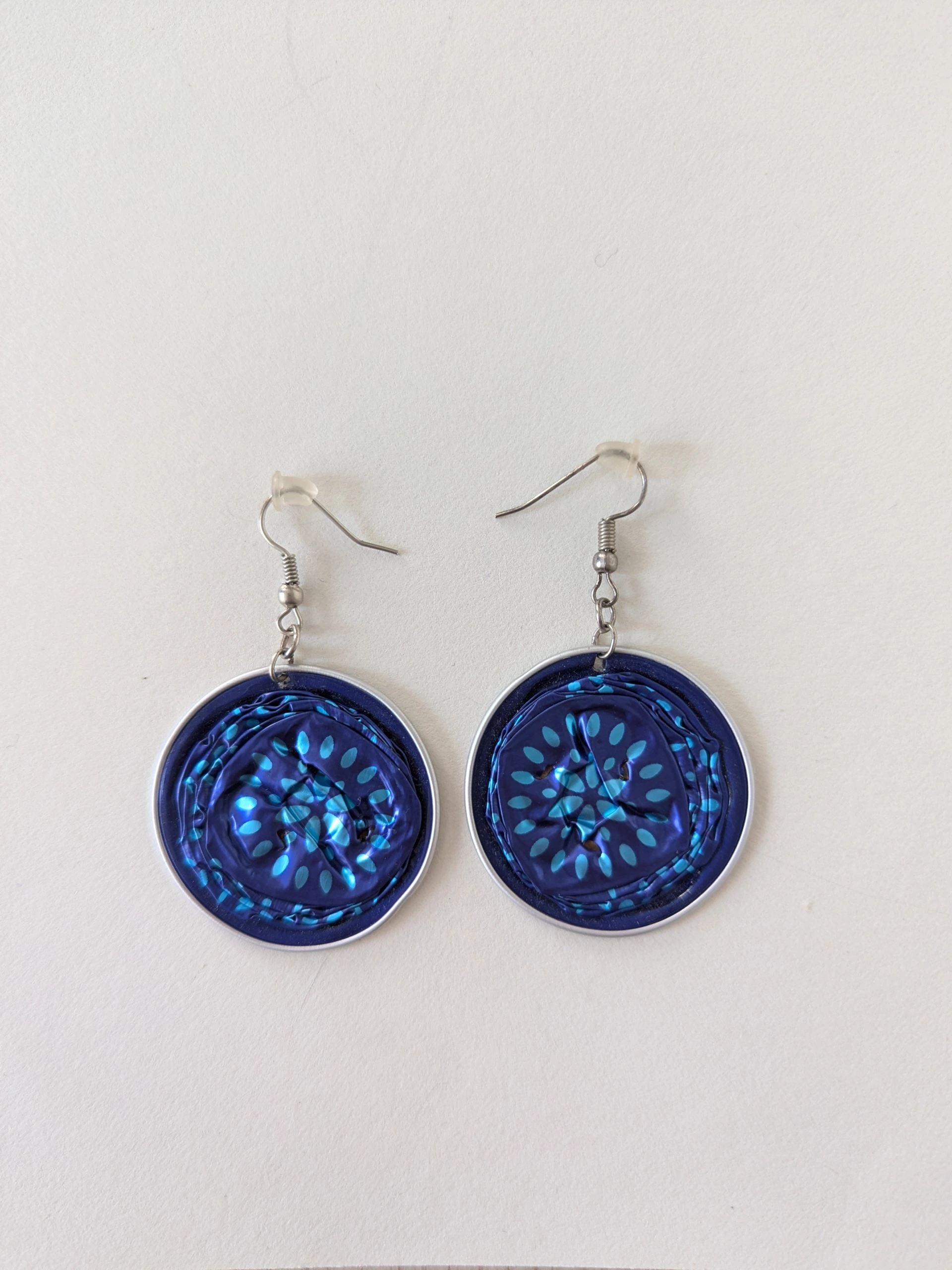 Orecchini con cialda schiacciata