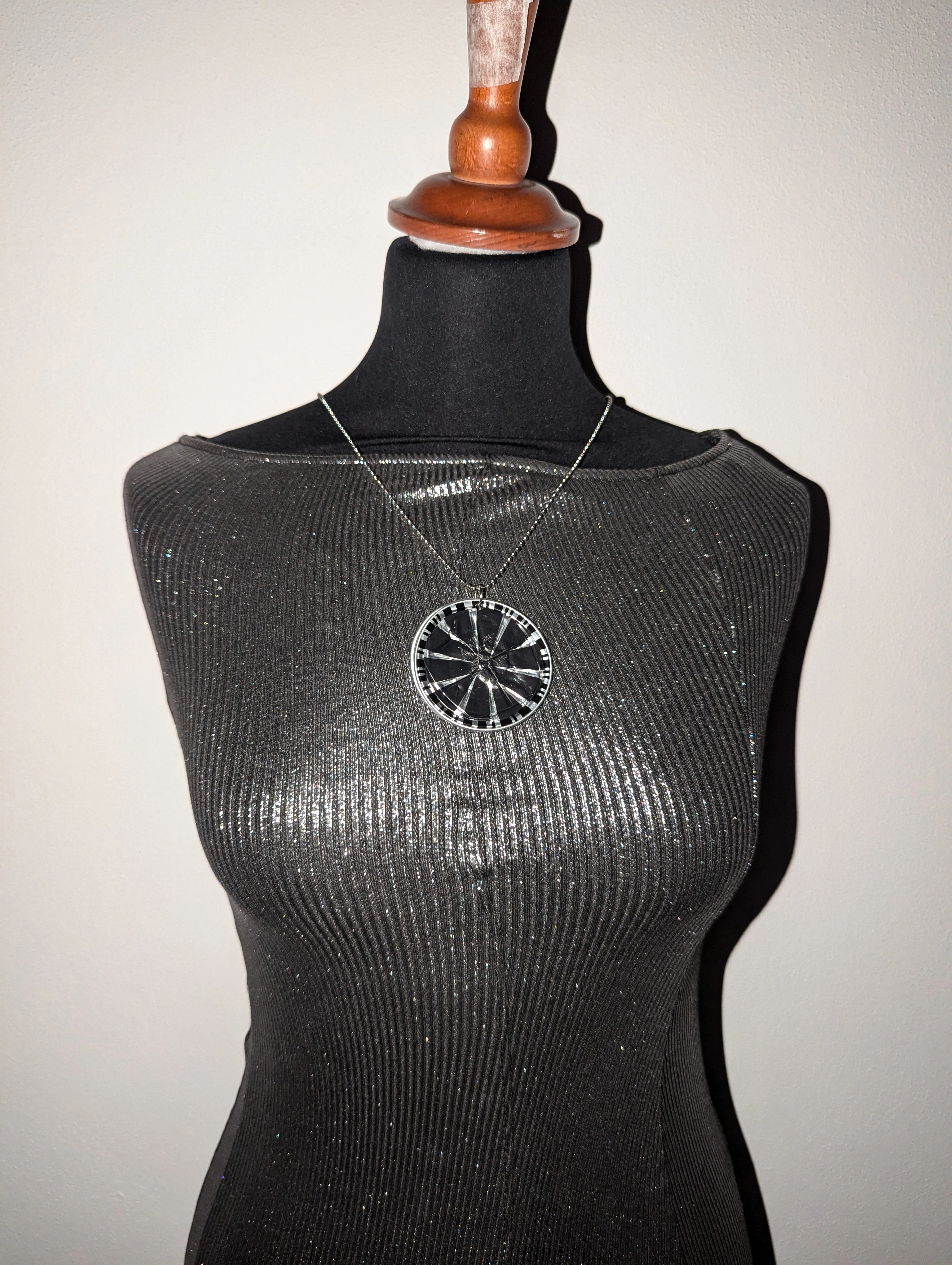 Collana double face nera e argento